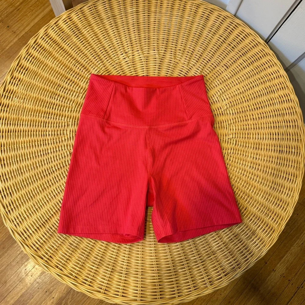 Girlfriend Collective XS Red Ribbed Run Short - Picture 2 of 7